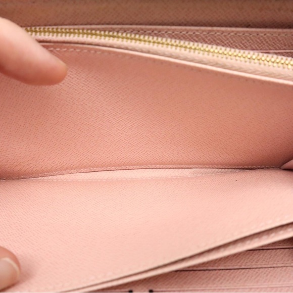 ❤️Zippy Valentines day Special Edition Dog❤️ - Picture 11 of 16